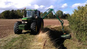 Long Reach Hedge Cutter